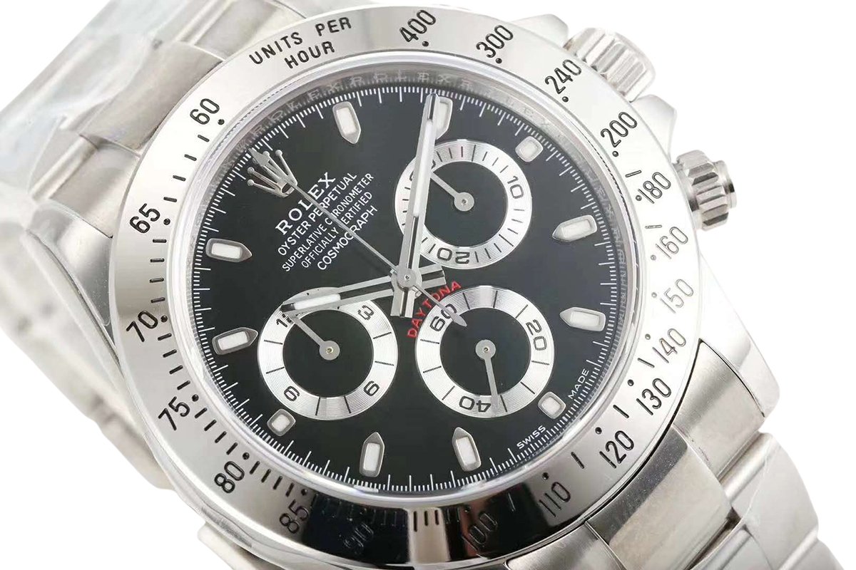 Daytona 116520 Black Dial in Steel