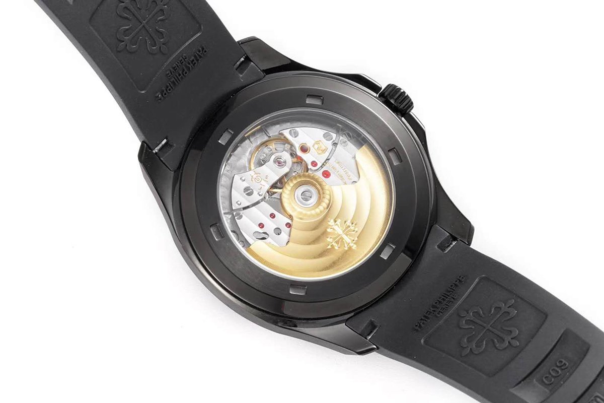 Aquanaut 5167A ‘Black Venom Limited Edition’ Black Dial on Black Rubber Strap