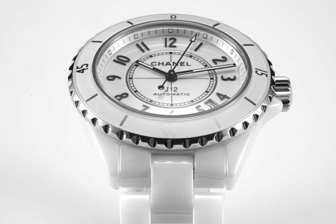 J12 White Ceramic and Steel Ref: H5700
