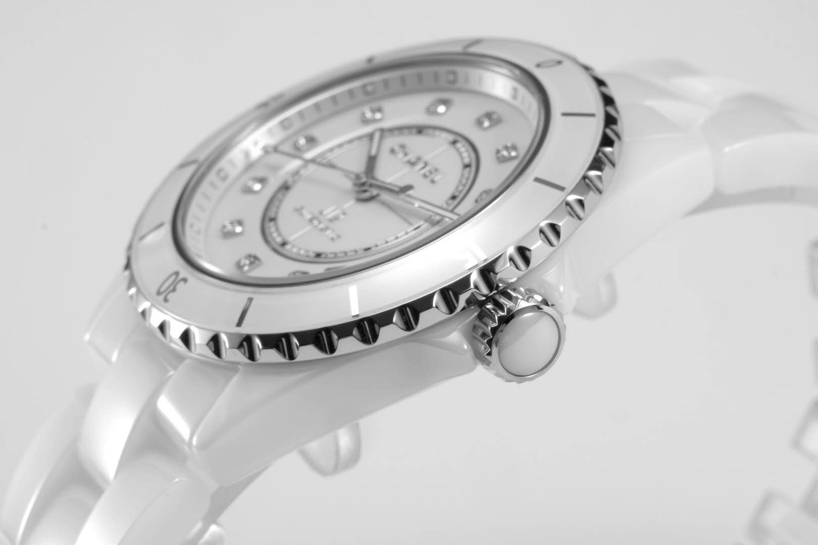 J12 White Ceramic and Steel with D1am0nd Markers Ref: H5705