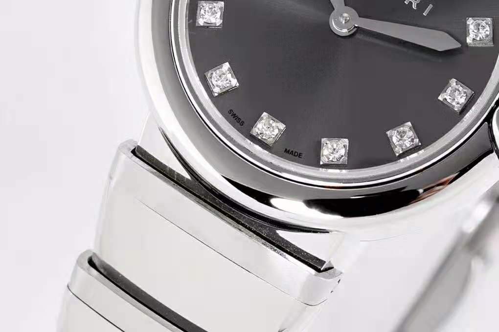 Lvcea Grey Dial in Steel