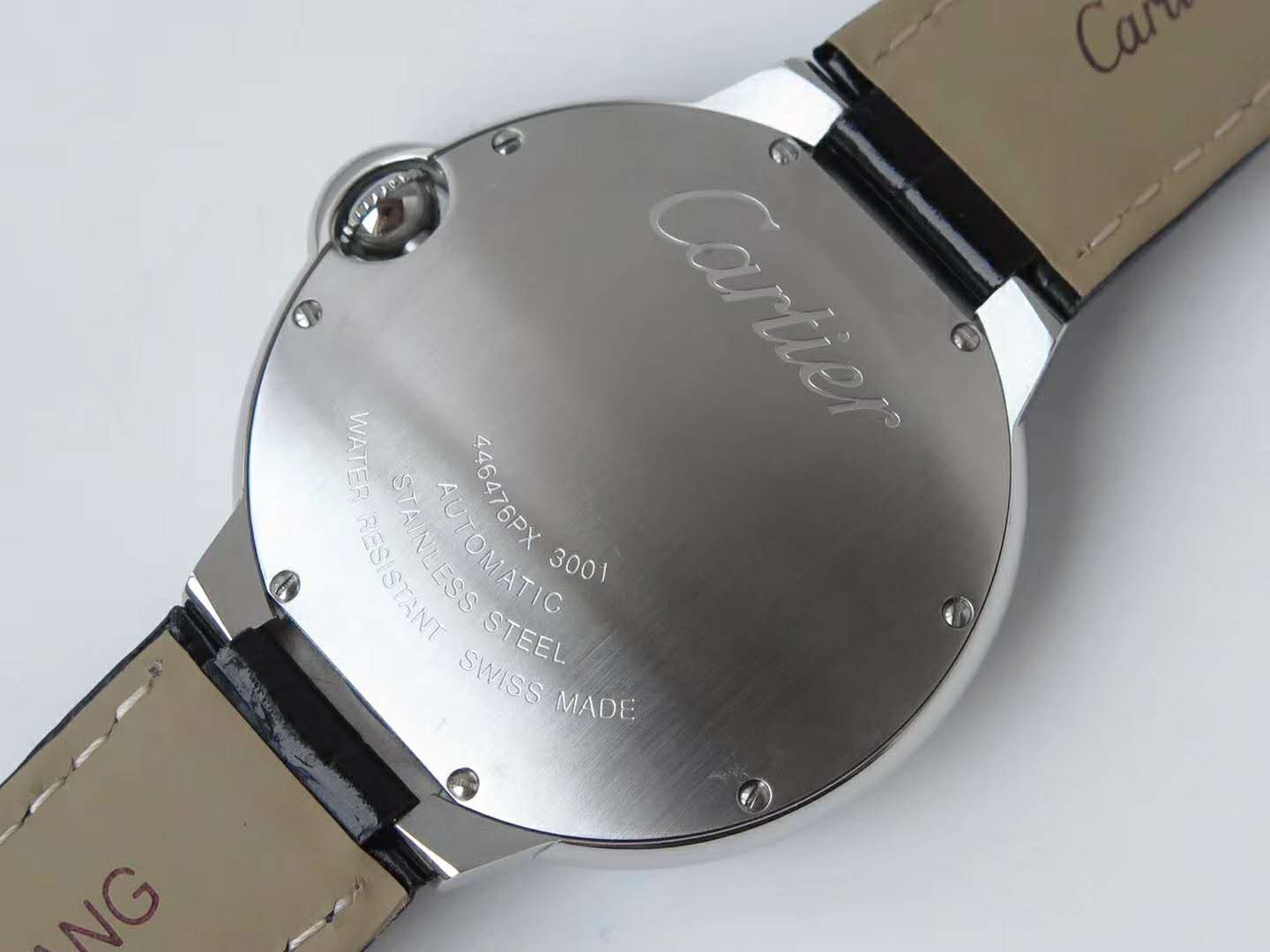 Ballon Bleu de Ca*t1er 42mm D1am0nd Paved Dial in Steel