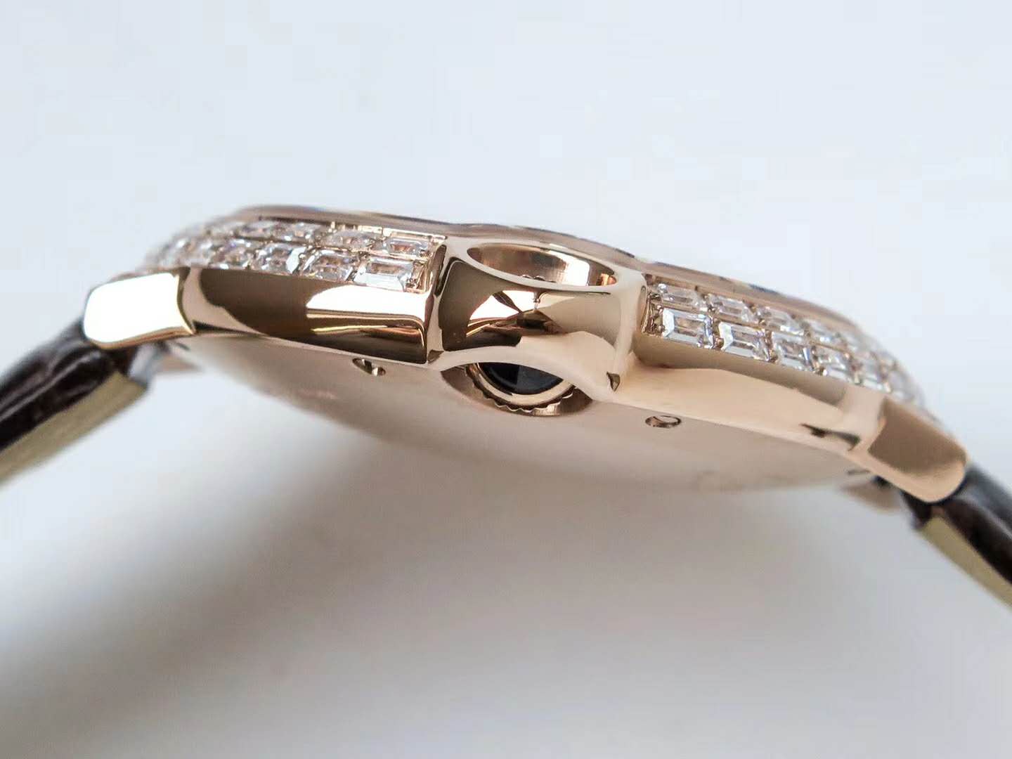 Ballon Bleu de Ca*t1er 42mm D1am0nd Paved Dial in Rose Gold