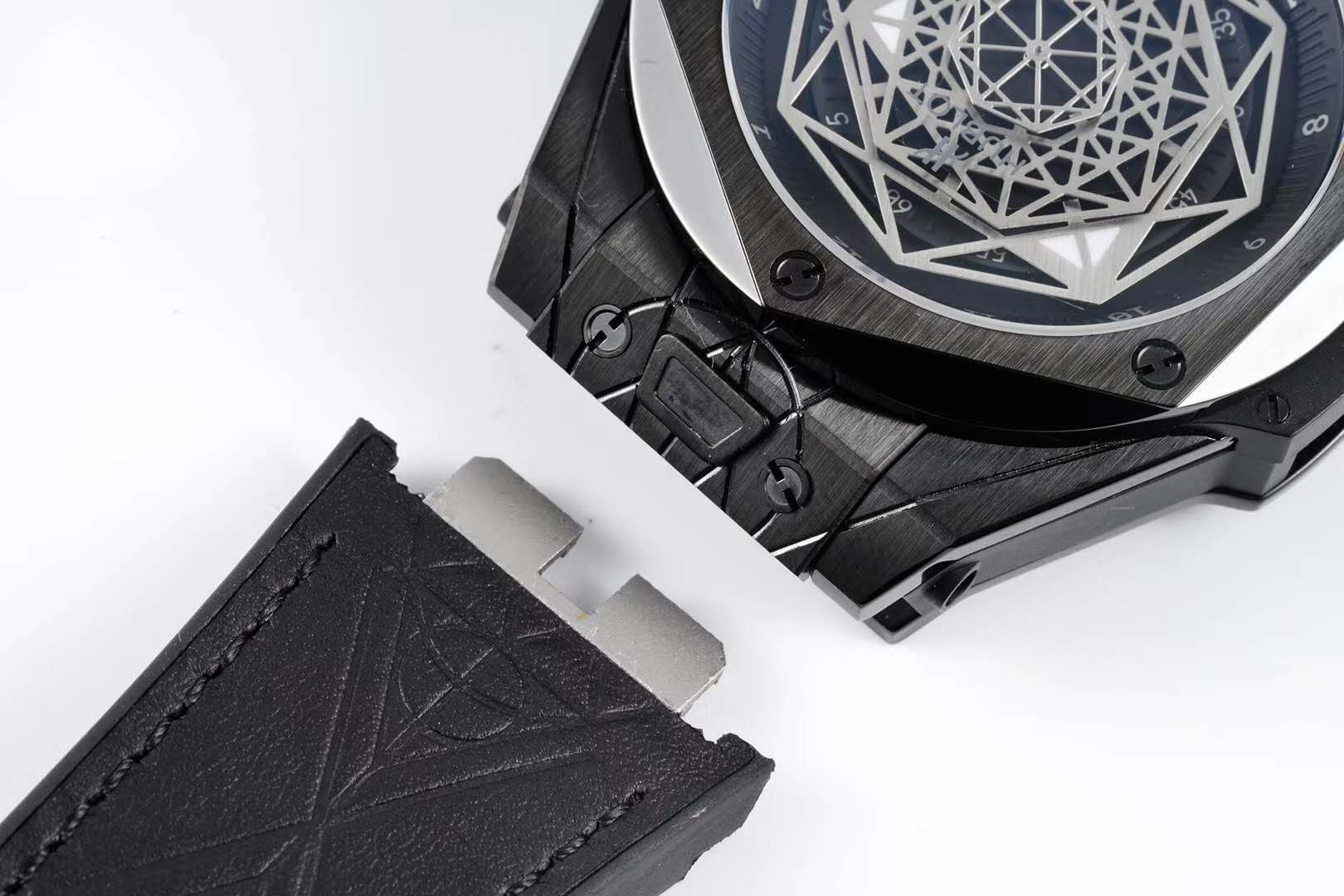 Big Bang Unico Sang Bleu in PVD