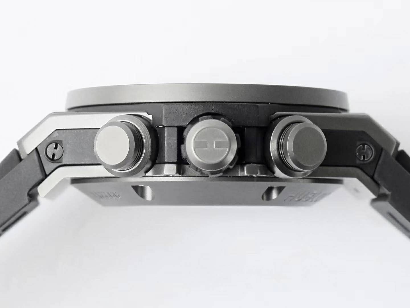 Big Bang Unico King Titanium