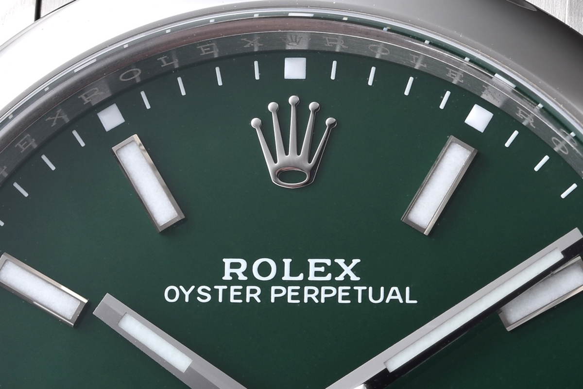 Oyster Perpetual 41mm Green Dial 124300